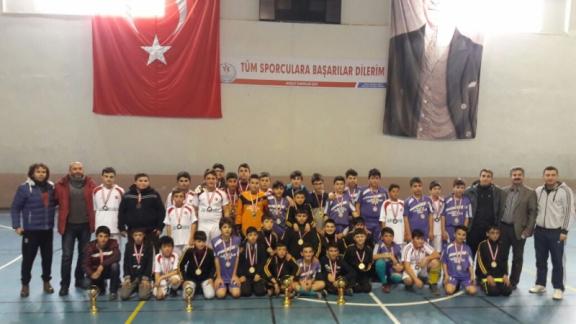 2016-2017 Eğitim- Öğreti Yılı Okul Sporları Yıldız Erkekler Futsal Müsabakaları sonuçlandı.