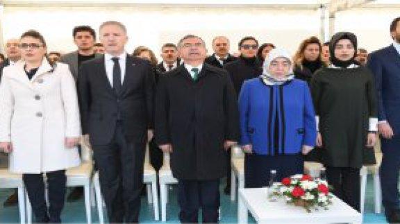  Başbakan Yıldırımın eşi Semiha Yıldırım ve Bakan Yılmaz, Sivas Suşehrinde anaokulunun açılışına katıldı