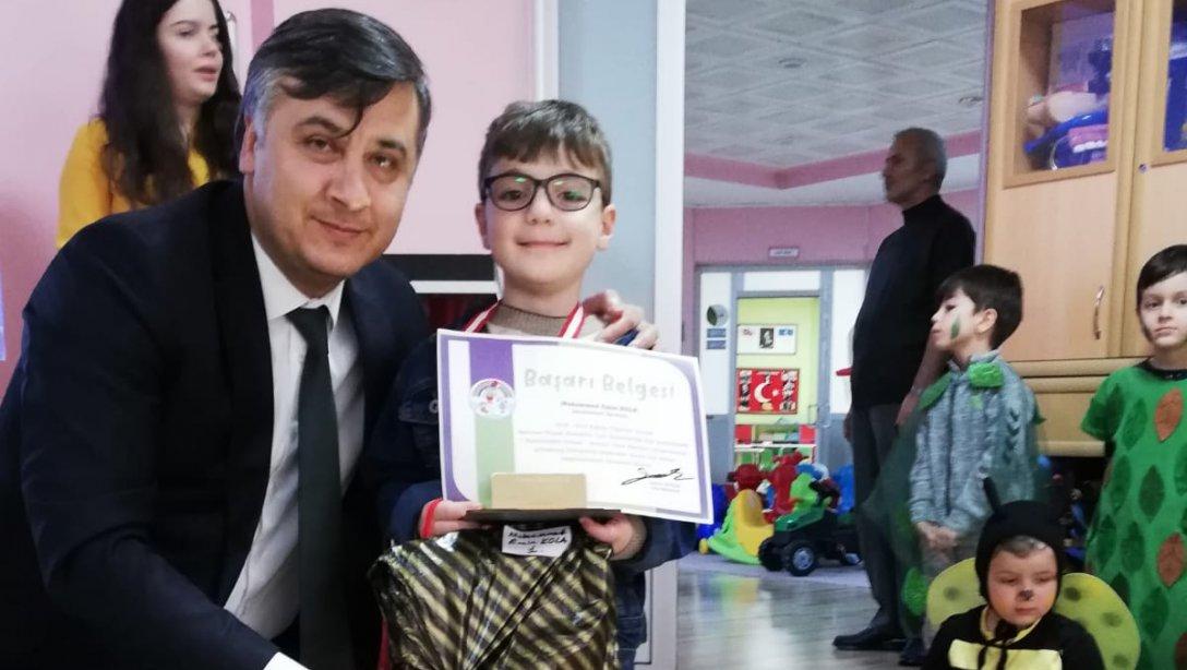 İlçemiz Mehmet  Ulusar  Anaokulu ´Hayalimdeki Orman´ Etkinliğimizin Ödül Töreni Gerçekleştirildi.