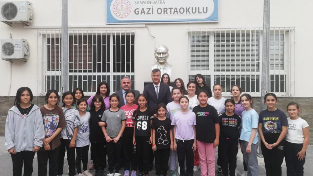 İlçe Milli Eğitim Müdürümüz Mehmet Ali KATİPOĞLU Gazi Ortaokulunu  Ziyaret Etti