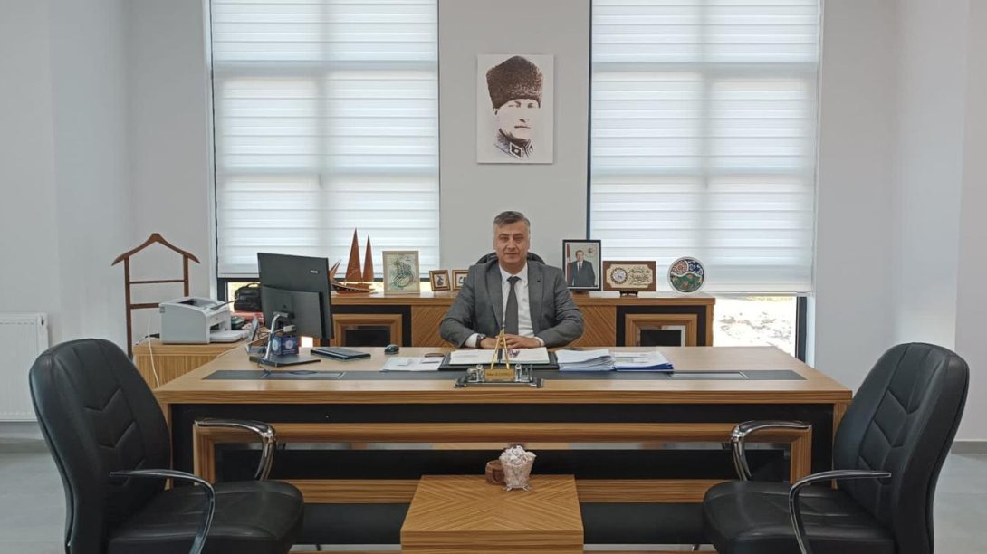 lçe Millî Eğitim Müdürümüz Mehmet Ali KÂTİPOĞLU´ nun 10 Kasım Atatürk´ü Anma Günü ve Atatürk Haftası Mesajı